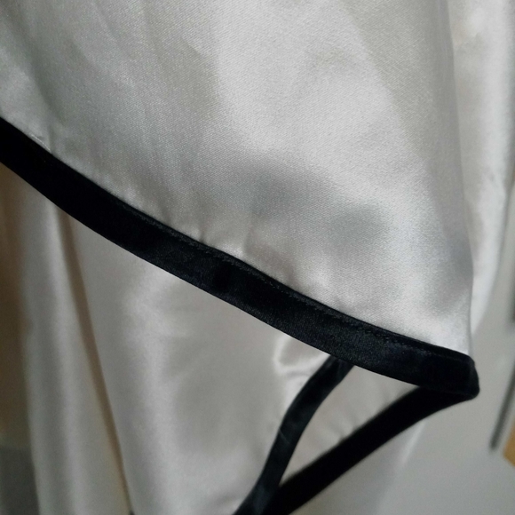 Off White Silk Tunic - Made in Italy by Krizia - Picture 3 of 6